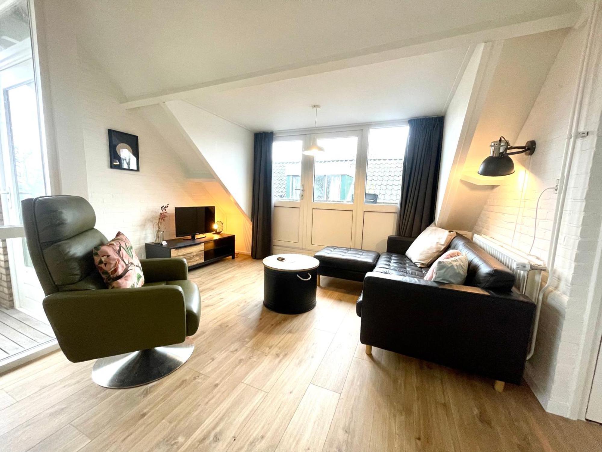 De Vlindertuin Apartment Nes  Room photo